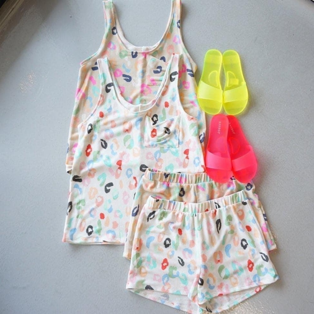 NEW!!! 143 Story Leopard MultiColor Set in TAN